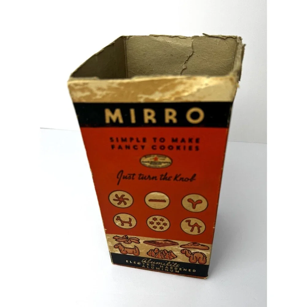 Vintage Mirro Aluminum Cookie Pastry Press 7 Discs Booklet Box Base USA